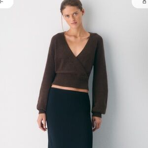 Wilfred Deep Brown V-Neck Sweater